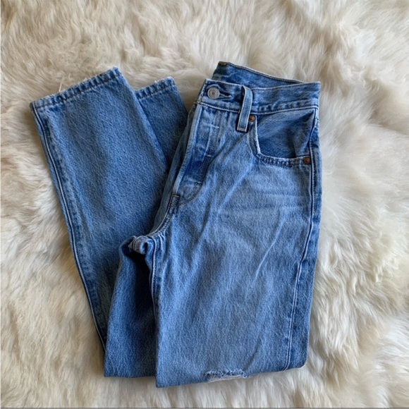 Levi's 501 Jeans - Picture 1 of 6